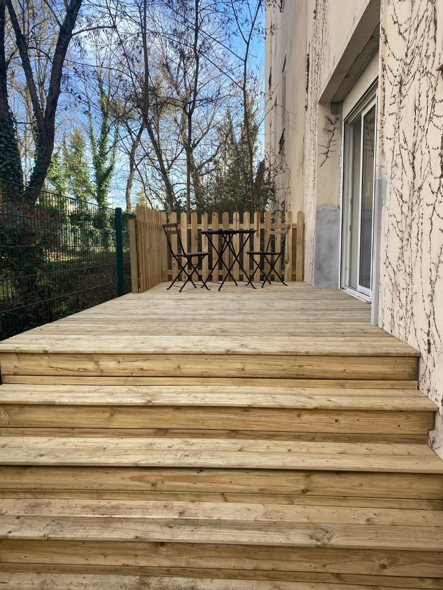 Avec Terrasse